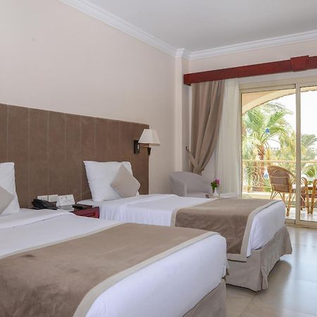 Brayka Bay Reef Resort 아부 다밥 외부 사진